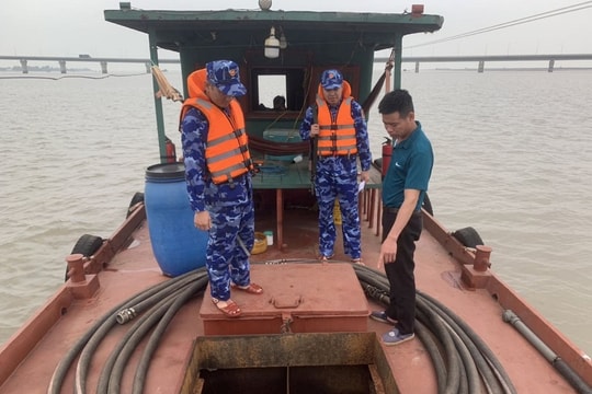 Bắt 12.000 lít dầu DO, gần 60.000kg dầu FO không rõ nguồn gốc