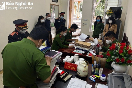 TAND tỉnh Nghệ An thông tin về vụ án xét xử nguyên Giám đốc Trung tâm Giáo dục nghề nghiệp - giáo dục thường xuyên huyện Hưng Nguyên