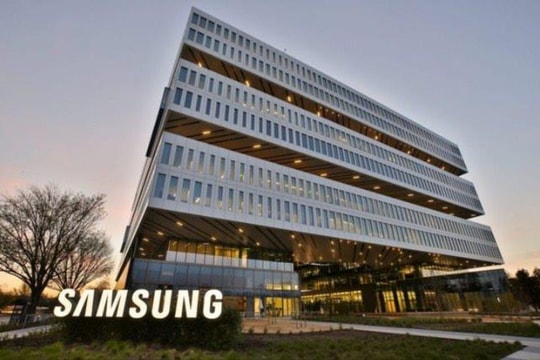 Samsung cấm nhân viên dùng các công cụ AI