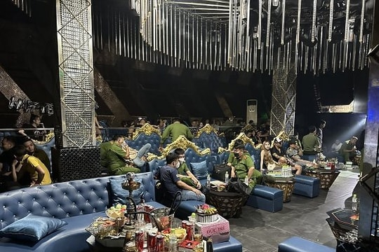 Bình Dương: Phát hiện 63 người dương tính ma túy tại quán karaoke D1