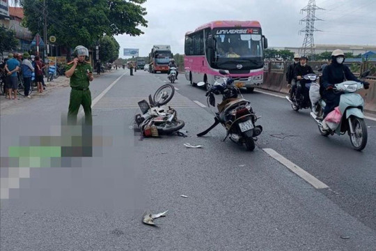Va chạm xe máy, 3 người thương vong