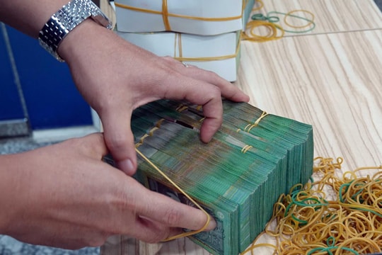 Đôn đốc các ngân hàng triển khai gia hạn nợ cho khách hàng