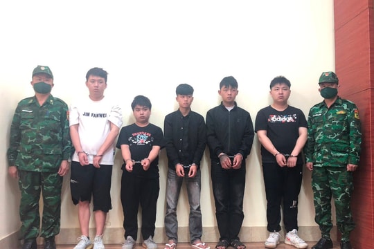 Bộ đội Biên phòng bắt 5 đối tượng nhập cảnh trái phép