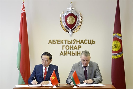 Việt Nam - Belarus tăng cường hợp tác trong lĩnh vực giám định tư pháp