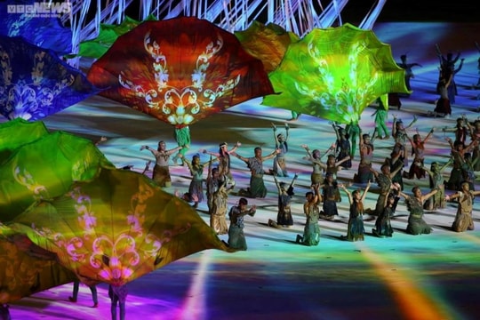 Khai mạc SEA Games 32 - đậm đà bản sắc dân tộc