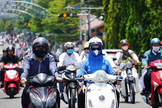 Nắng nóng gay gắt bao trùm cả nước, có nơi trên 40 độ C