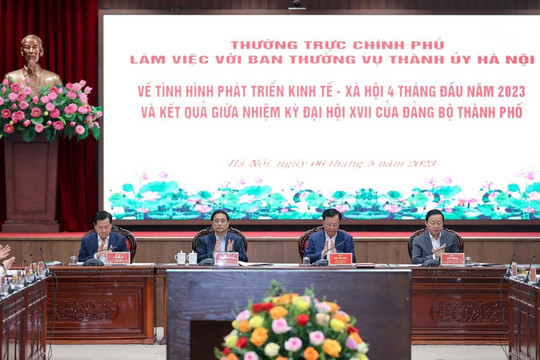 Thường trực Chính phủ làm việc với Ban Thường vụ Thành ủy Hà Nội