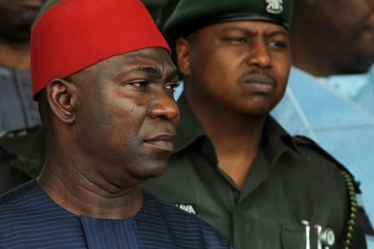 Thượng nghị sĩ Nigeria và vợ bị bỏ tù vì âm mưu cướp nội tạng