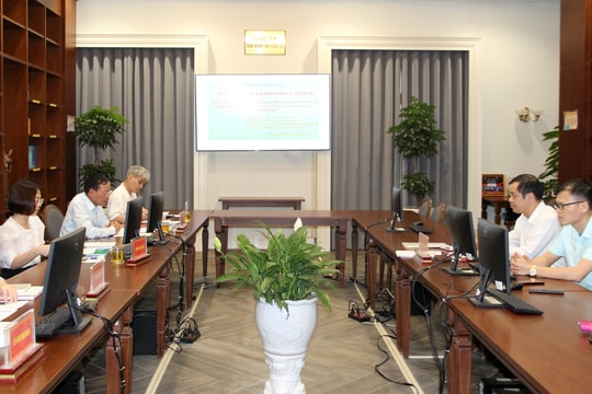 Nghiệm thu đề tài khoa học cấp cơ sở  về nâng cao chất lượng công tác đào tạo, bồi dưỡng cán bộ, công chức