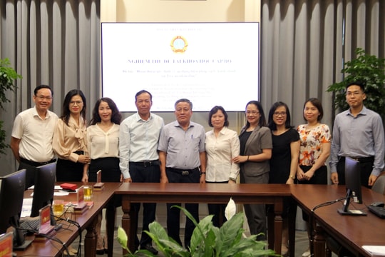 Nghiệm thu đề tài khoa học cấp Bộ “Hoàn thiện quy định về áp dụng biện pháp xử lý hành chính tại TAND”