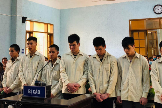 Vô cớ đánh người vì cho rằng chạy xe “khiêu khích”