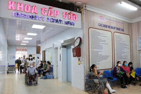 Học sinh ngộ độc do hút thuốc lá điện tử
