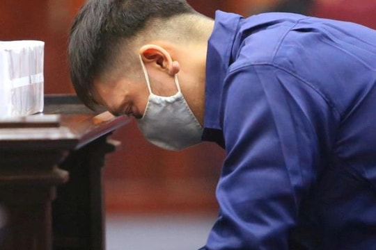 Y án sơ thẩm vụ bé 8 tuổi bị bạo hành tử vong, không chuyển tội danh bị cáo Thái