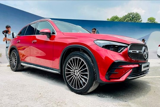 Mercedes-Benz GLC thế hệ mới trình làng giá từ 2,299 tỉ đồng