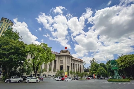 Ngân hàng Nhà nước mua gần 5 tỷ USD từ đầu năm