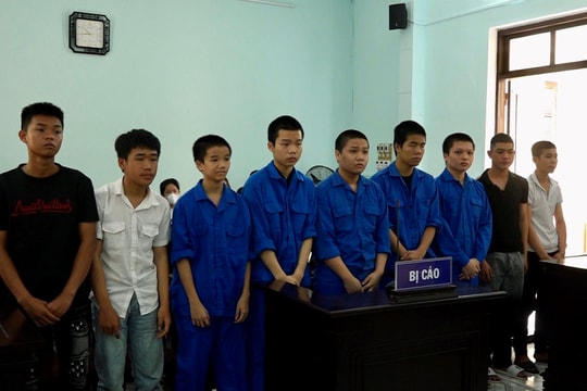 Xét xử nhóm thanh niên sử dụng hung khí giải quyết mâu thuẫn