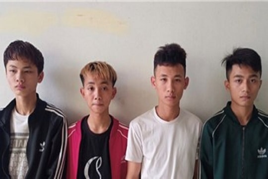 Rủ nhau cướp tài sản để bán lấy tiền chơi game
