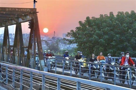 Hà Nội thí điểm điều chỉnh giao thông đường Long Biên 1
