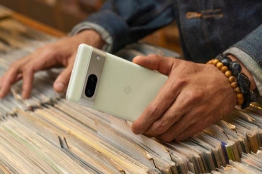 Google Pixel 7a chính thức ra mắt