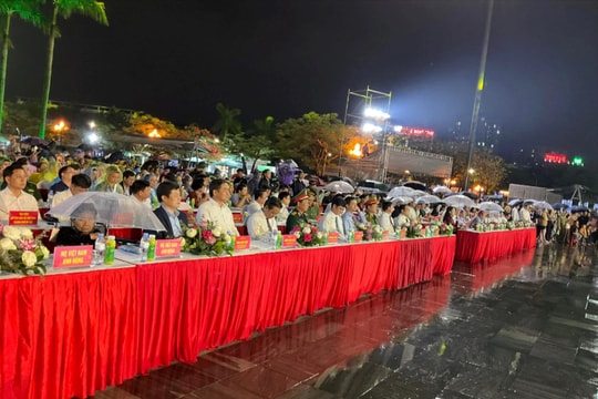 Long trọng đêm khai mạc Lễ hội Làng Sen 2023