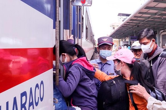 Giá vé tàu sau hè giảm mạnh, đường sắt tiếp tục nhiều ưu đãi