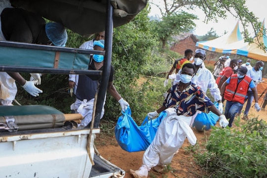 Kenya: Số người chết nghi liên quan tới giáo phái tuyệt thực tăng thêm