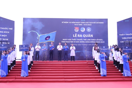 Thầy thuốc trẻ tiên phong trong chuyển đổi số, tình nguyện vì sức khỏe cộng đồng