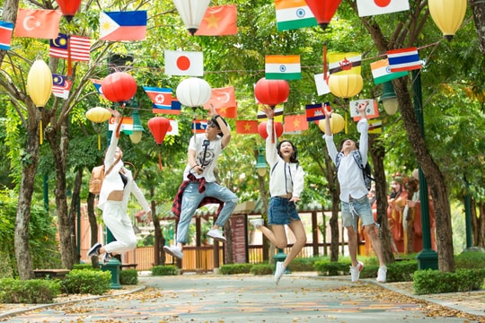 Công viên Châu Á tung ưu đãi mùa hè hấp dẫn dành cho học sinh, sinh viên toàn quốc