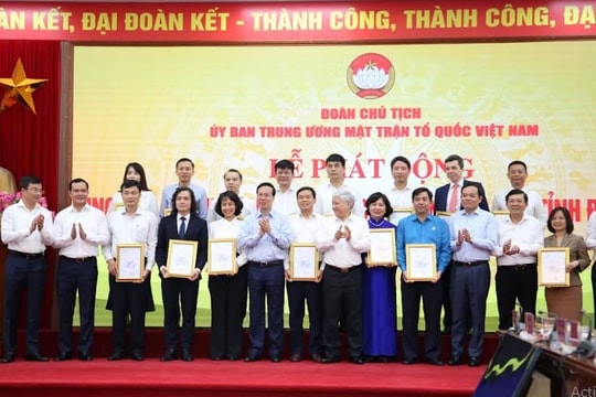 SeABank ủng hộ 100 nhà Đại đoàn kết  trị giá 5 tỷ đồng cho hộ nghèo tỉnh Điện Biên