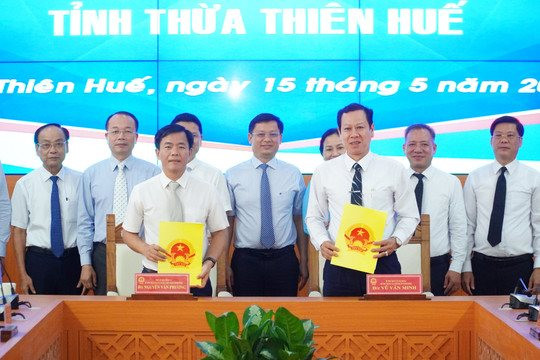 Ký kết Quy chế phối hợp giữa Ban Cán sự đảng UBND tỉnh và TAND tỉnh Thừa Thiên-Huế
