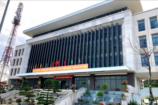 Đẩy nhanh tiến độ để sớm đưa các công trình trọng điểm ở Lý Sơn vào hoạt động