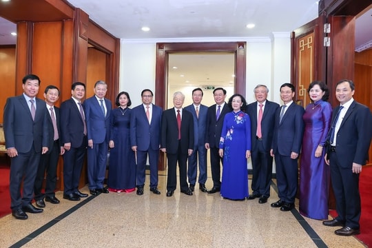 Chùm ảnh: Bế mạc Hội nghị Trung ương giữa nhiệm kỳ