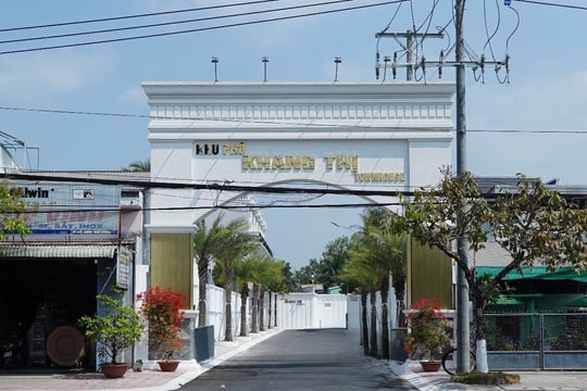 Chủ tịch UBND tỉnh Vĩnh Long chỉ đạo kiểm tra Dự án nhà ở khu phố Khang Thị