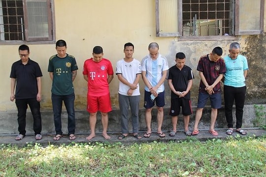 Nghệ An: Bắt nhóm cá độ bóng đá với số tiền hơn 20 tỷ đồng