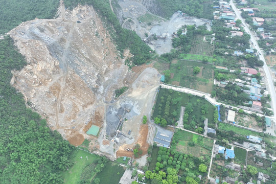 Huyện Lương Sơn chỉ đạo kiểm tra hoạt động mỏ đá 305 sau phản ánh của Báo Công lý