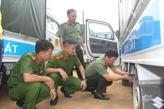 Cấp xe ô tô cho công an các xã trọng điểm, phức tạp về ANTT