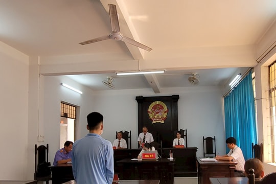 Dụ dỗ người sang Campuchia làm việc rồi bán vào các công ty, quán bar