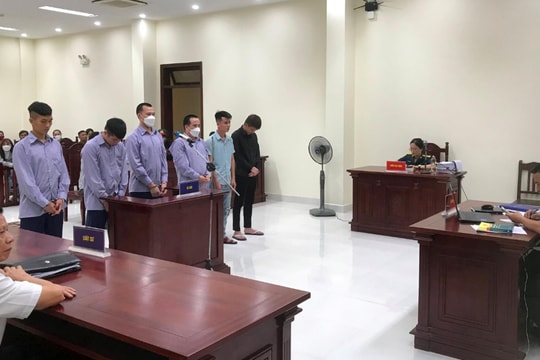 Góp tiền mua ma túy để sử dụng, quân nhân lĩnh án 16 tháng tù