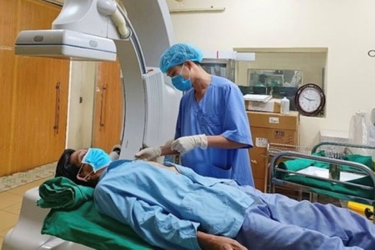 Người đàn ông trở về từ cõi chết khi bị rối loạn nhịp tim