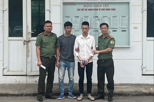 Bắt giữ đối tượng trốn truy nã khi đi làm hộ chiếu