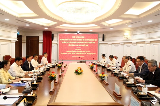 Tăng cường trao đổi, chia sẻ kinh nghiệm giữa Tòa án hai nước Việt Nam - Lào
