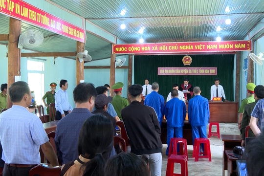 Tuyên truyền pháp luật về ý thức bảo vệ rừng qua phiên tòa lưu động