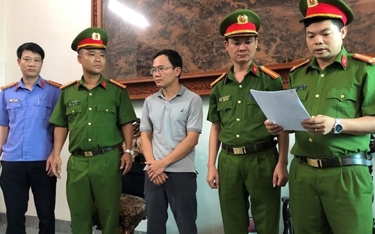 Hà Nam: Nguyên Giám đốc Trung tâm đăng kiểm xe cơ giới 90.02D bị bắt