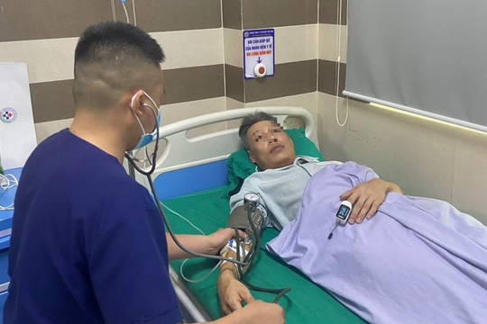 Suy thận, suy gan do uống rượu ngâm cây rừng