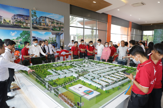 Thị trường bất động sản xuất hiện dự án cam kết lợi nhuận khó tin lên đến 30%