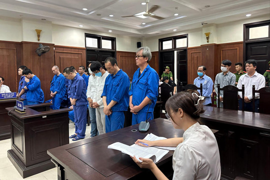 Vụ đưa “chuyên gia dỏm” nhập cảnh trái phép: Chấp nhận một phần quyết định kháng nghị của VKS