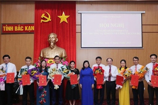 Bắc Kạn luân chuyển, điều động, bổ nhiệm nhiều cán bộ chủ chốt