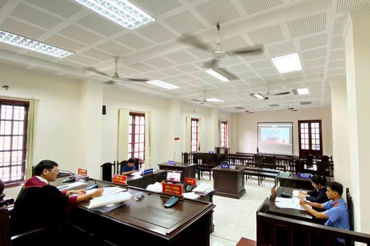 TAND quận Bình Thạnh họp xem xét xử lý hành chính đưa vào cơ sở cai nghiện ma túy