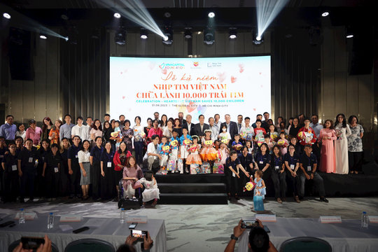 Chương trình Nhịp tim Việt Nam: Cột mốc 10.000 trái tim được chữa lành