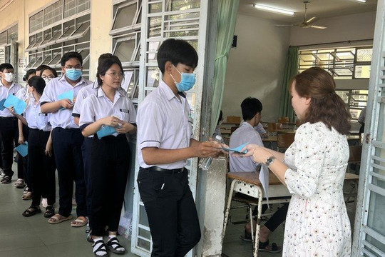Công bố đáp án các môn thi tuyển sinh vào lớp 10 tại TP.HCM